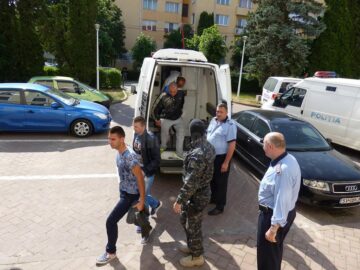 Procurorii DIICOT au reținut 29 de persoane, printre care și primarul din Ulma, și au cerut arestarea preventivă a 34 de inculpați