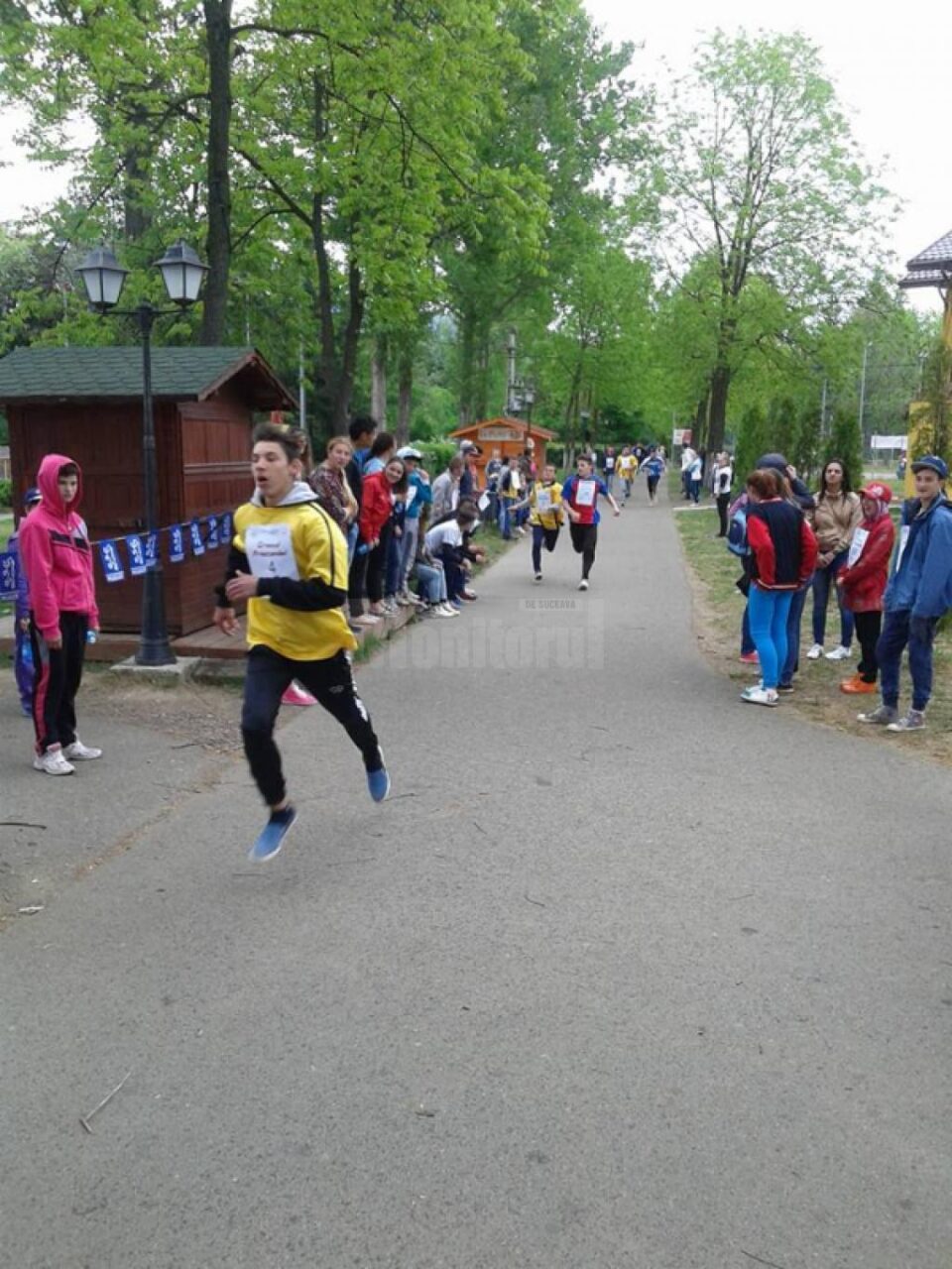 Elevi cu dizabilități au participat la ,,Crosul prieteniei”