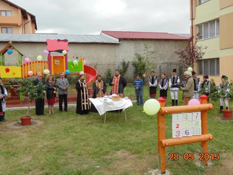 La Centrul Școlar de Educație Incluzivă Suceava s-a inaugurat un spațiu de joacă