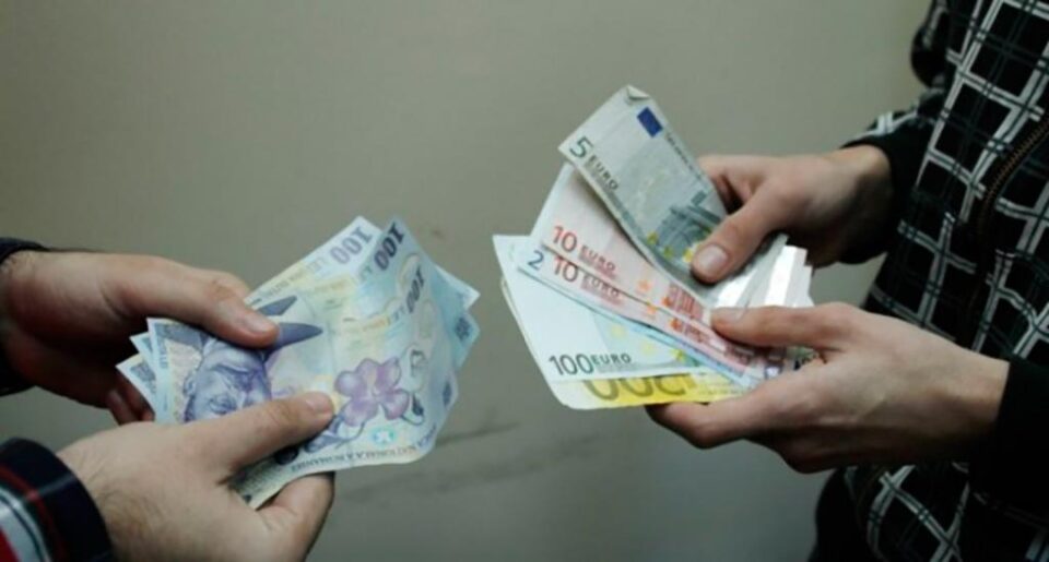 Tot mai multe victime înșelate prin metoda „șmen”