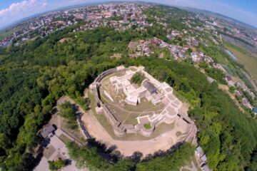 Cetatea de Scaun a Sucevei va fi monitorizată printr-un sistem de supraveghere video