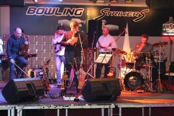 Experiment acustic la Bowling Club Strikers, cu Vali Boghean Band