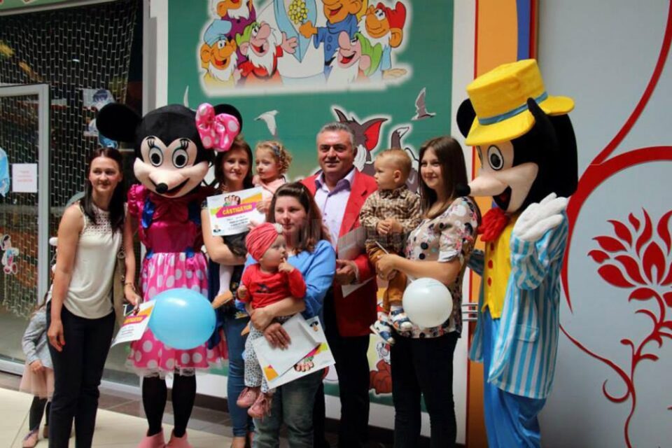 Ilie Niță i-a premiat pe câștigătorii concursului de fotografie dedicat copiilor