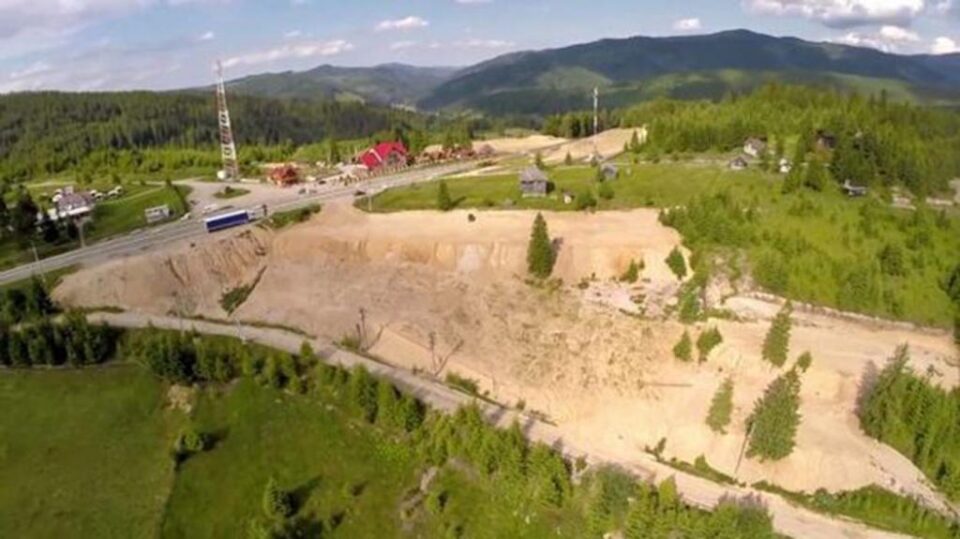 Groapa de gunoi de pe Mestecăniș. Foto: www.gandul.info