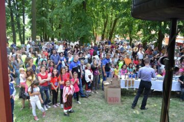 Sute de copii au participat la manifestările de la Bănești