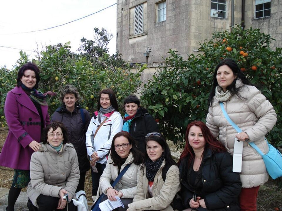 Proiect Erasmus+ ,,Lume nouă, viață nouă”, la Școala ,,Petru Comarnescu” Gura Humorului Proiect Erasmus+ ,,Lume nouă, viață nouă”, la Școala ,,Petru Comarnescu” Gura Humorului