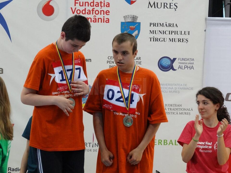 Rezultate meritorii pentru patru beneficiari de la Asociația „Blijdorp” Suceava, la Jocurile Naționale Special Olympics