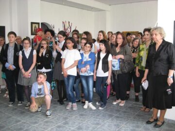 Expoziția de artă plastică „Tărâmul dintre valuri”