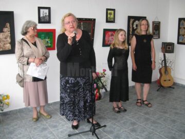 Expoziția de artă plastică „Tărâmul dintre valuri”