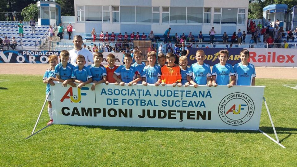 Bucurie fără margini pentru copiii de la Juniorul Suceava