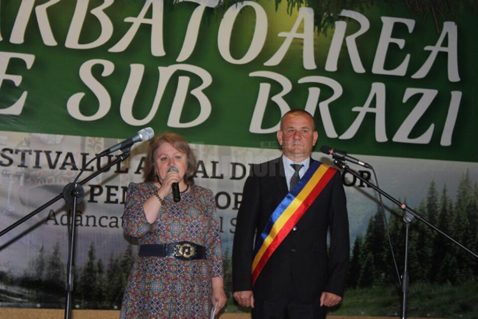 Organizatorii festivalului au apreciat numărul mare de participanți la acest festival Organizatorii festivalului au apreciat numărul mare de participanți la acest festival