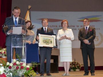 „Voi, polonezii de aici, sunteți ambasadorii Poloniei în România”