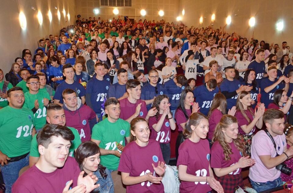 Generația 2011 – 2015 de la Colegiul "Alexandru cel Bun"