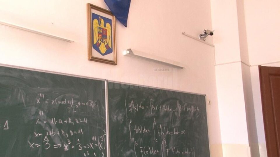 Microfoane la bacalaureat, în toate centrele de examen din județ