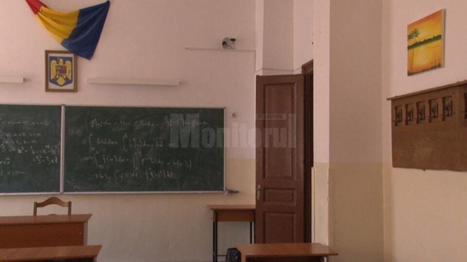 Microfoane la bacalaureat, în toate centrele de examen din județ