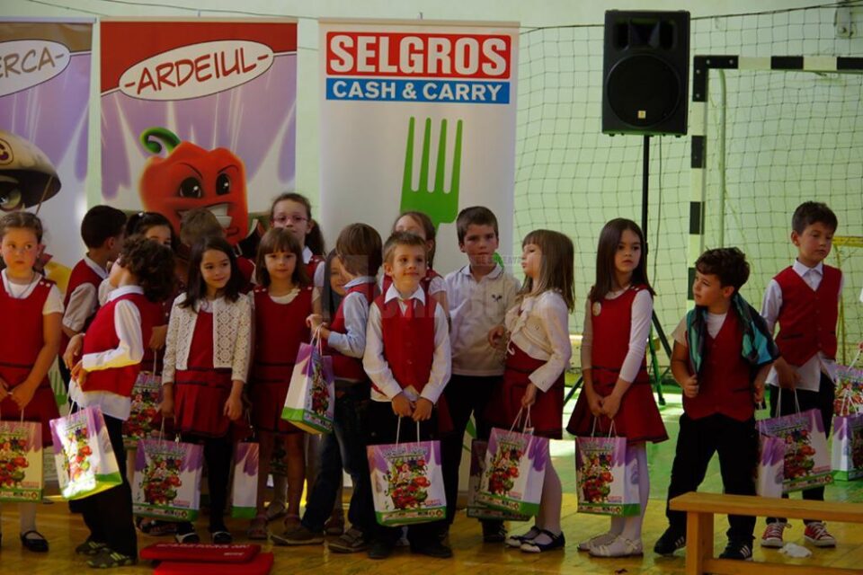 700 de elevi suceveni au învățat de la Selgros și Chef Cezar că „Sănătatea începe din farfurie”