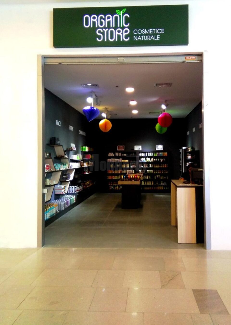 Produse de îngrijire din plante, fără parabeni, pentru adulți și copii, la Organic Store, în Iulius Mall