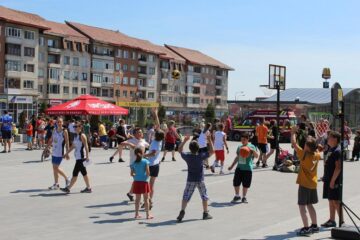 “Castorii” au adus baschetul în centrul Sucevei, în primul turneu oficial de streetball