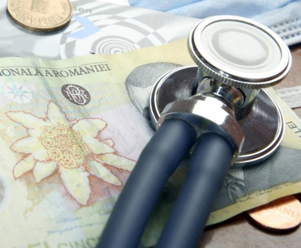 Mai mulți primari suceveni, prostiți de un individ care se dă drept doctor de la ”Medici fără frontiere” Mai mulți primari suceveni, prostiți de un individ care se dă drept doctor de la ”Medici fără frontiere”
