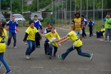 Rugbiul a fost rege pentru o zi la școala din Plopeni