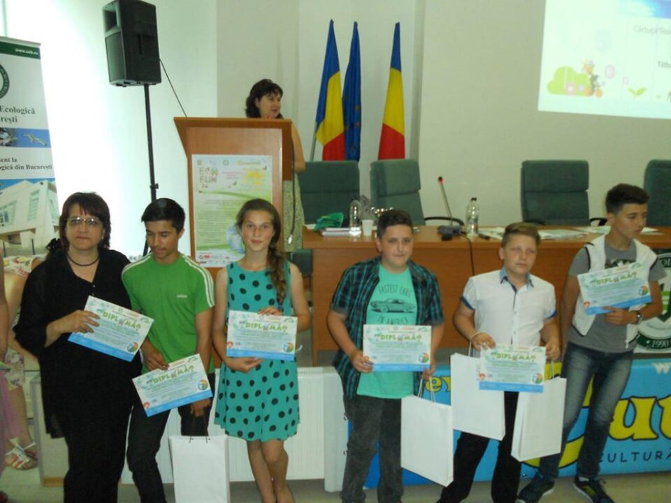 Elevii premiați în cadrul concursului