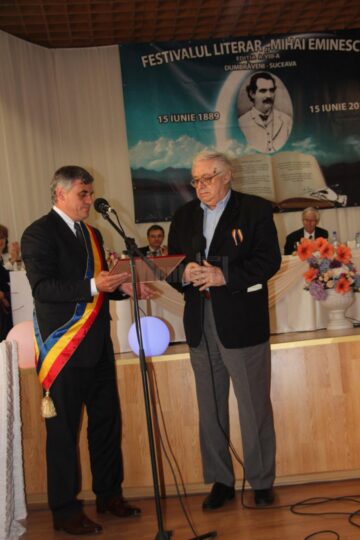 Regal cultural la Dumbrăveni: Șapte academicieni, prezenți la Festivalul Literar „Mihai Eminescu”
