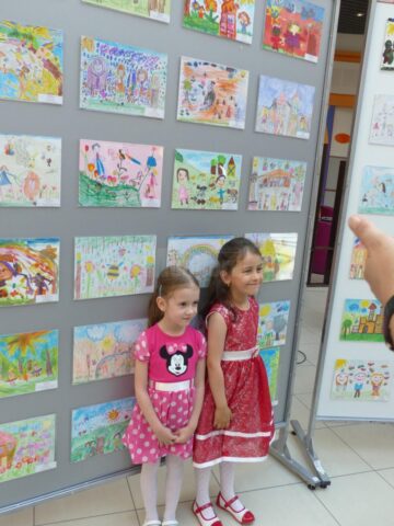 Cei mai talentați preșcolari din județ, premiați pentru desenele trimise la Concursul ,,Penelul fermecat”