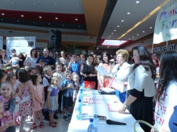 Cei mai talentați preșcolari din județ, premiați pentru desenele trimise la Concursul ,,Penelul fermecat”