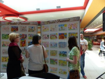 Cei mai talentați preșcolari din județ, premiați pentru desenele trimise la Concursul ,,Penelul fermecat”