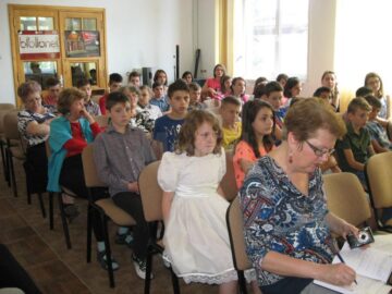 Festivitatea de premiere a elevilor participanți la proiectul „Ajutor la teme”