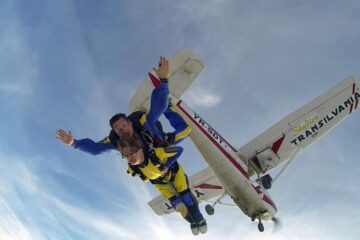 Niculina Cosovanu, un vis împlinit: salt cu parașuta în tandem. Foto: Transilvania Reporter