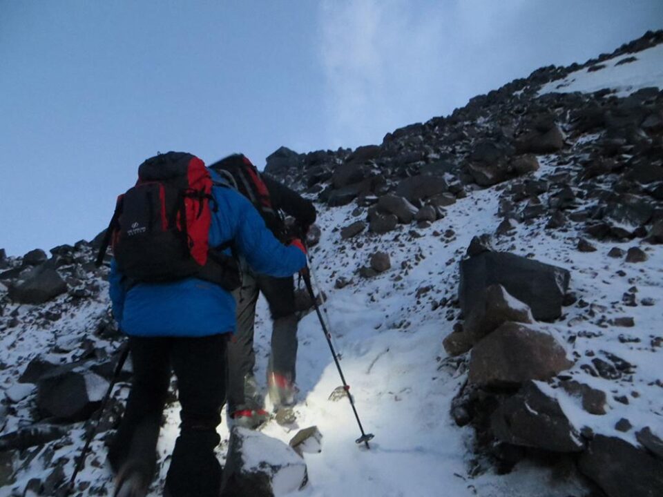 Trei suceveni au ajuns pe Ararat, legendarul vârf unde a poposit Arca lui Noe