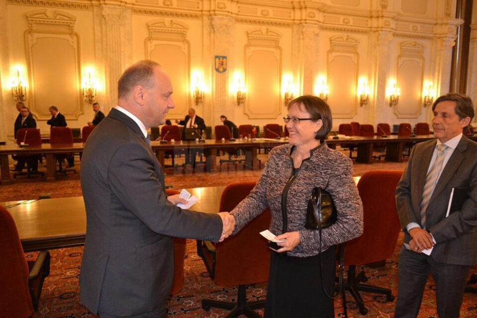 Senatorul PSD de Suceava Ovidiu Donțu a avut marți o întrevedere cu o delegație a Regatului Norvegiei, condusă de președintele Parlamentului Norvegiei, Olemic Thommessen