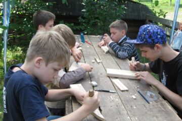 „Micii Meșteșugari”, în Muzeul Satului Bucovinean