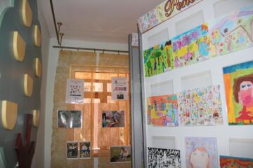 Vernisajul expoziției de artă plastică ,,Prilej de Bucurie”, la Grădinița ,,Gulliver”