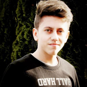 Nicolae Sergiu Avăcăriței, Școala Gimnazială Nr. 9 „Ion Creangă”