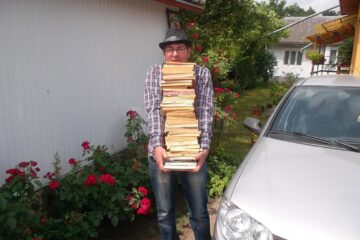 Tânărul a strâns deja aproape 2000 de cărți