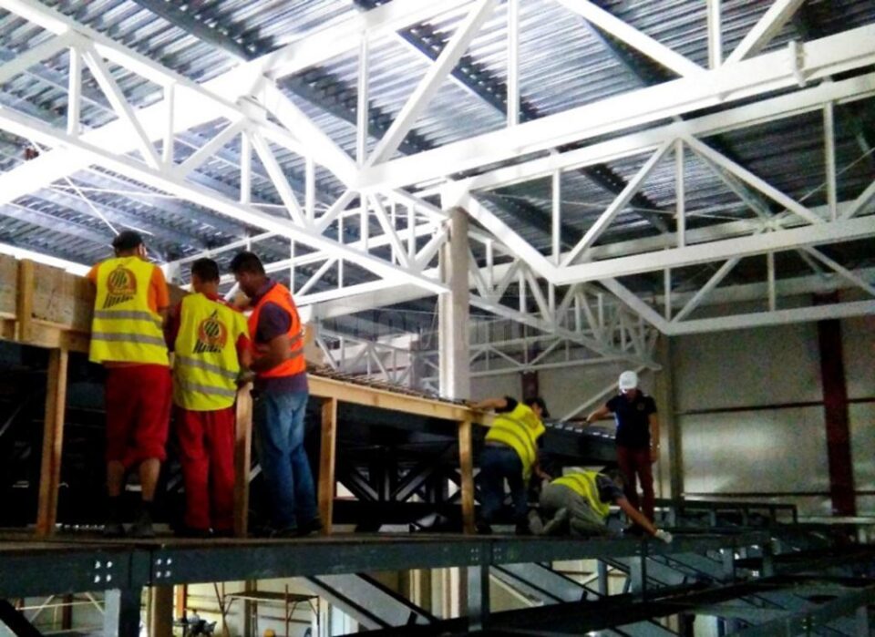 Se amenajează 8 săli de cinema la Iulius Mall Suceava