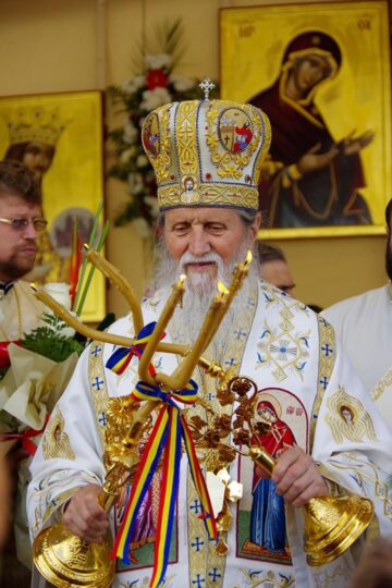 Trei arhierei, un sobor de 137 de preoți și peste 3.000 de pelerini, prezenți ieri la Mănăstirea Putna