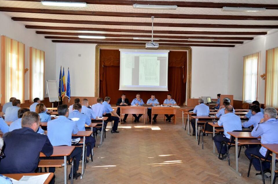 Elevii jandarmi vor fi repartizați pe posturi, în baza notelor de la examen, pe 17 iulie