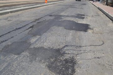 Zdruncinat serios la venirea spre Suceava, președintele României a cerut la întoarcerea spre Iași ocolirea gropilor din Fălticeni