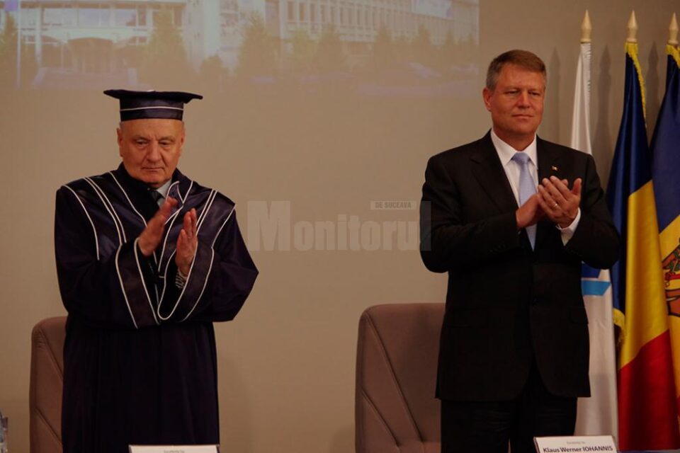 Președintele Republicii Moldova a fost distins cu titlul de Doctor Honoris Causa al Universității din Suceava