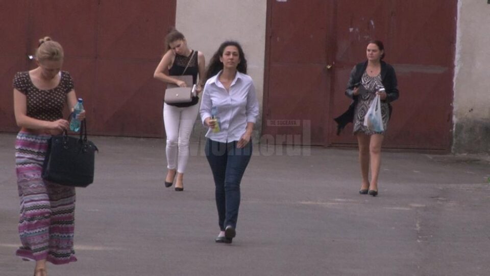62 de candidati au părăsit sălile de examen după ce au primit subiectele