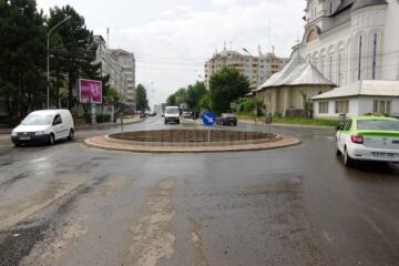Una din principalele intersecții din municipiul Suceava, Mărășești, va fi restricționată parțial traficului rutier astăzi și mâine