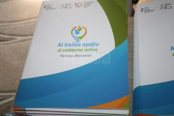 Mansarda Bibliotecii Bucovinei „I.G. Sbiera”, transformată într-un „cuib al democrației”