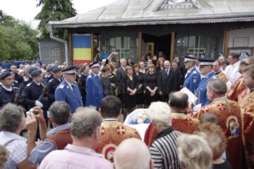 Socrul ex-președintelui Băsescu, înmormântat cu onoruri militare