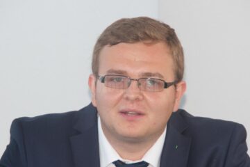 Noul director al Direcției de Sănătate Publică Suceava, Andrei Ianovici, și-a preluat ieri mandatul de director executiv al instituției
