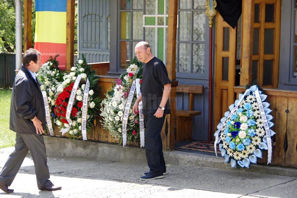 Traian Băsescu a stat aproape în permanență la căpătâiul socrului său