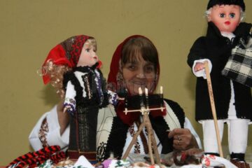 Dansul, muzica și meșteșugurile populare românești, promovate la Cernăuți