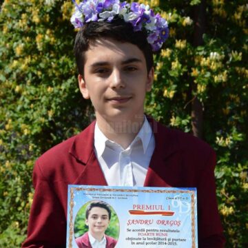 Un elev de la Palatul Copiilor Suceava, premiat de Principesa Moștenitoare Margareta
